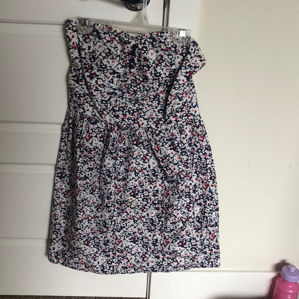 Flowered Strapless dress
